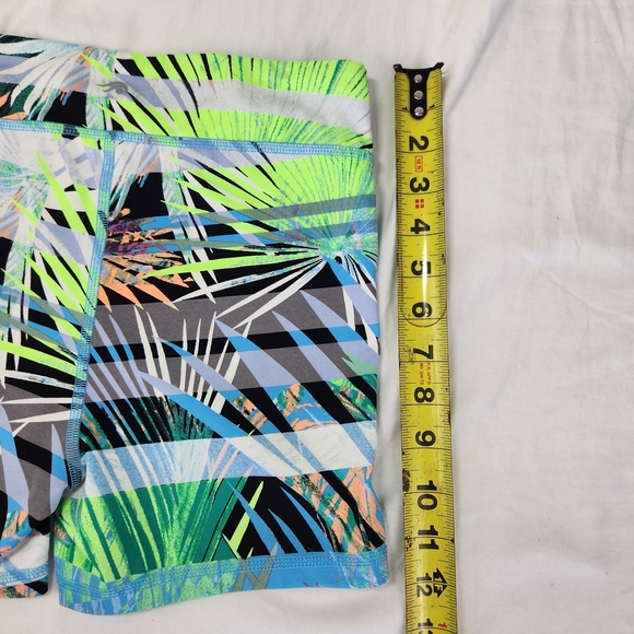 Tropical Print Girls Active Spandex Bike Shorts Large - Picture 7 of 7